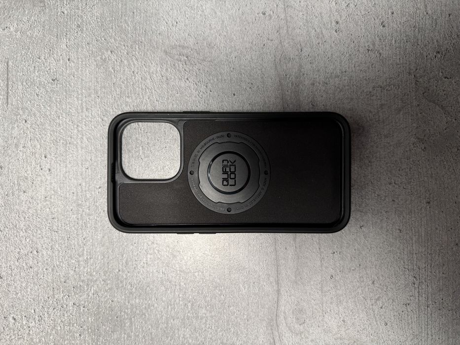 Husa QuadLock MAG pentru iPhone 13 Pro