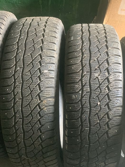 Продам шины зимние