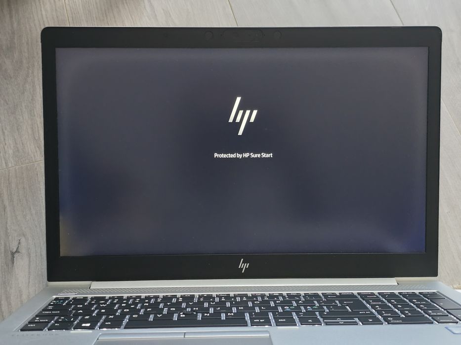 Laptop HP i7-8665  8Gb 256 SSD