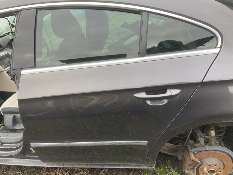 Usa stanga spate Passat CC LC8Z