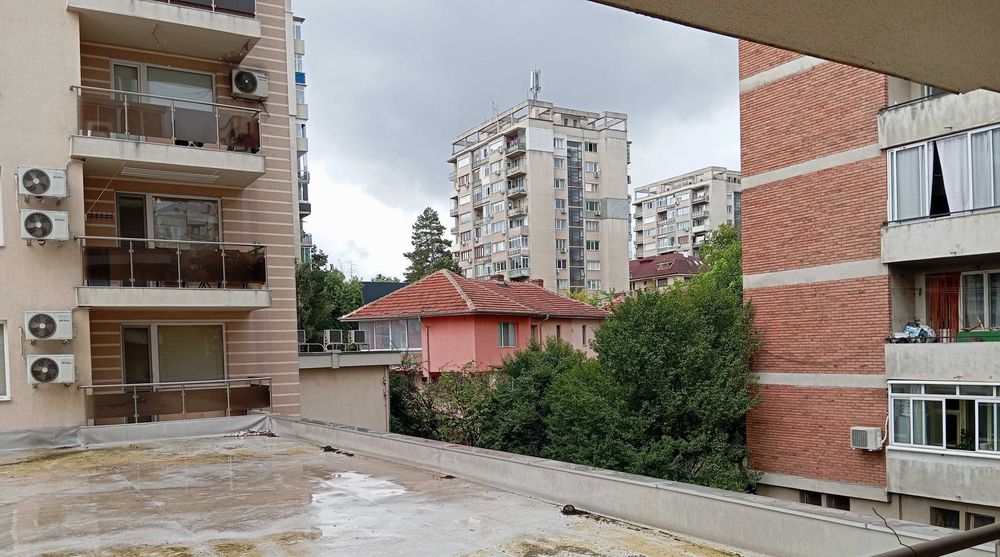 Дава се под наем Тристаен апартамент в с. Самоводене, Област Велико Търново - 80 кв.м за 357 € - Снимка #8