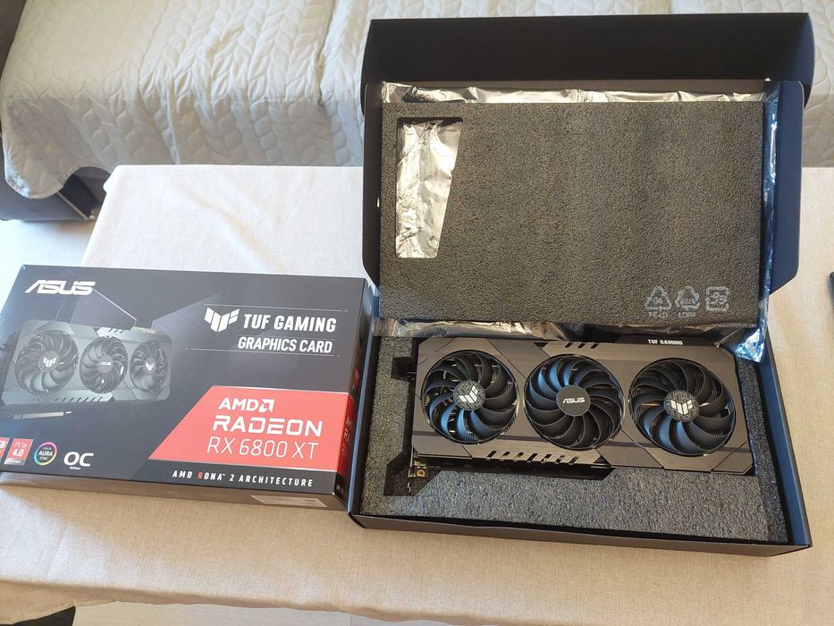 Продавам видео карта Asus TUF Gaming OC RX 6800 XT