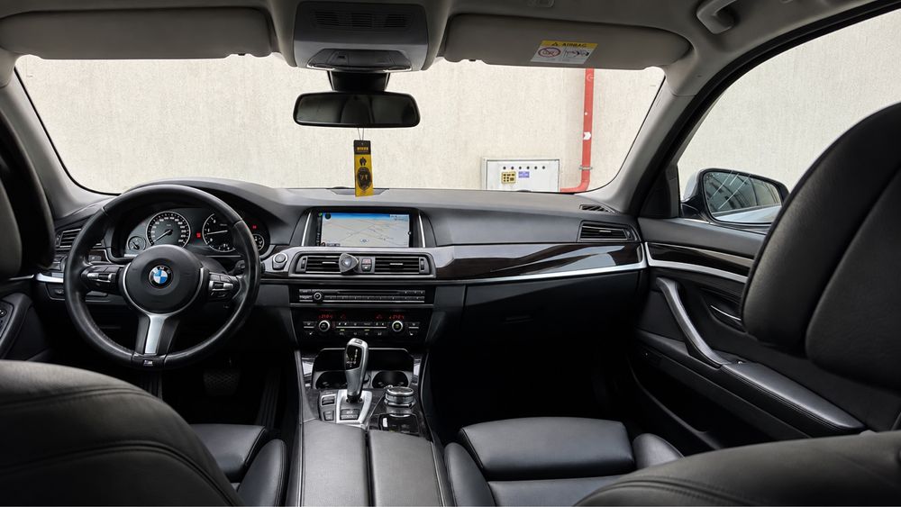 BMW 530d xDrive F10 LCI 2015 | 258 CP | Comfort | Adaptive | Cameră
