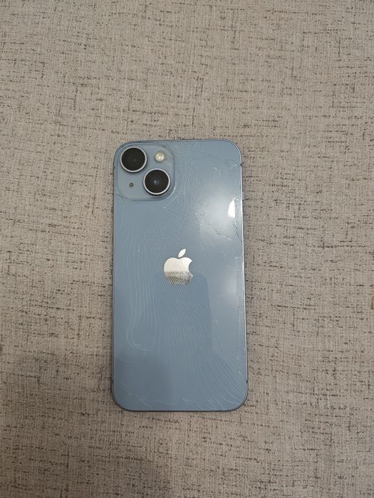 iPhone 14 светло голубой