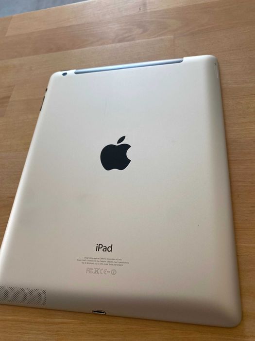 Apple iPad 4 A 1460 Celular