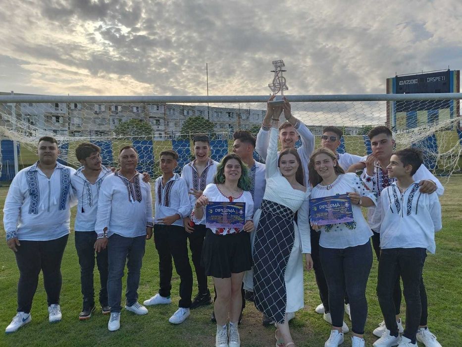 Cursuri canto si instrument, meditatii admitere muzica