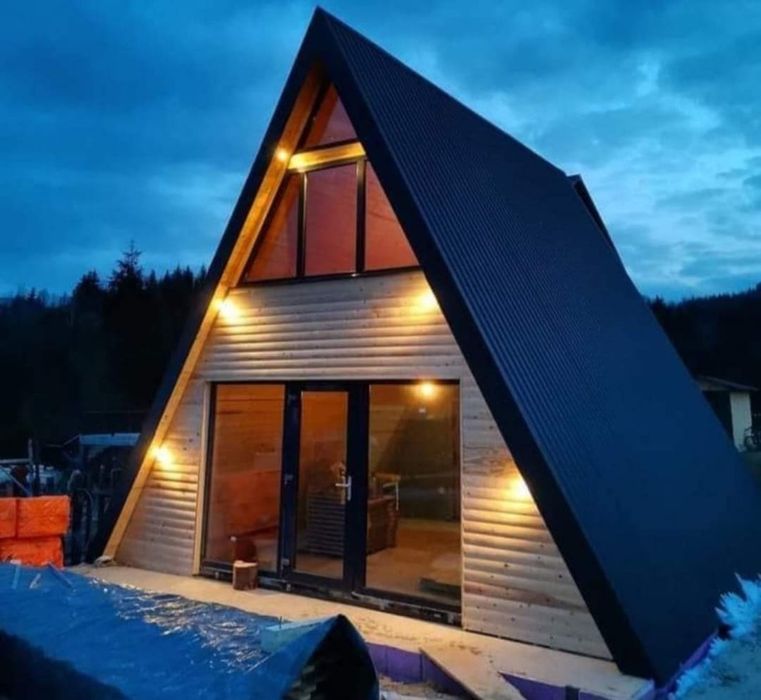 Construim case modulare, garaje auto și containere de tip birou din st