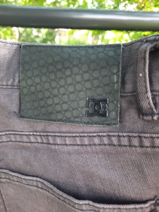 Pantaloni DC (nu stussy,carhartt)