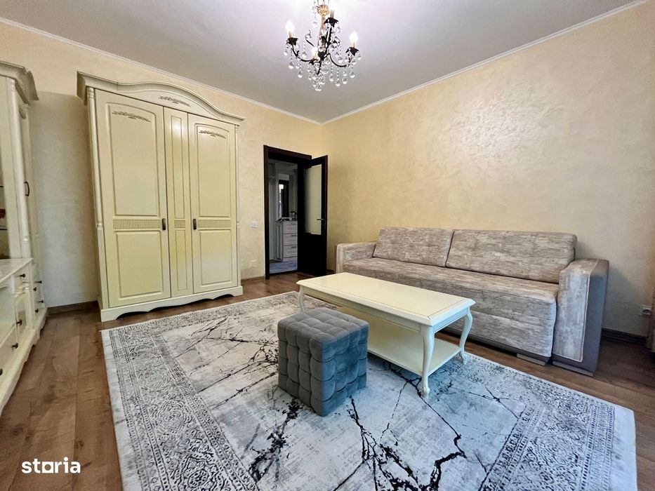 Apartament de vanzare, 2 camere, decomandat, 53 mp, CUG