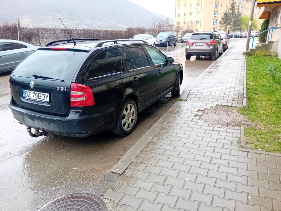 Vând skoda octavia