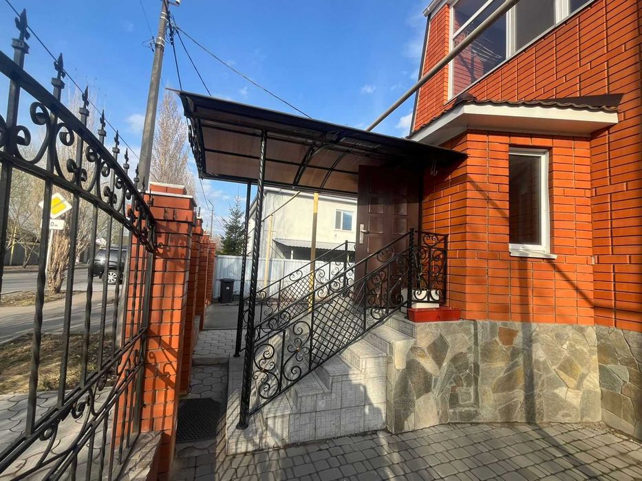 Продается коттедж возле мкр. Береке