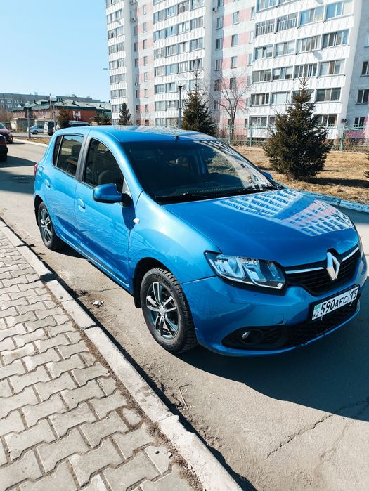 Продам или меняю Рено Сандеро-2, 1600, МКПП.