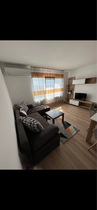 Тристаен апартамент в Люлин 10