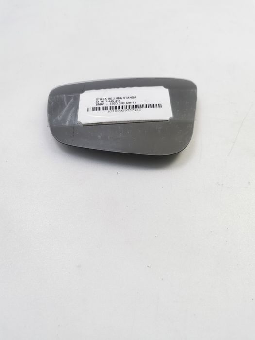 Sticla oglinda stanga Bmw 530d G30 2017 B57D30 51167445413