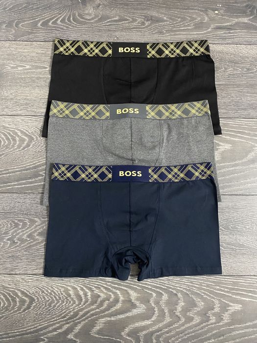 Boxeri barbati boss 3 la set