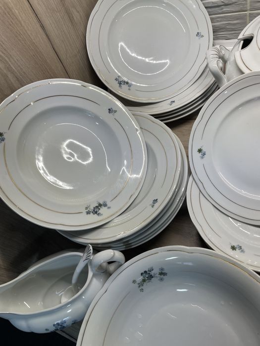 Serviciu de masa din portelan