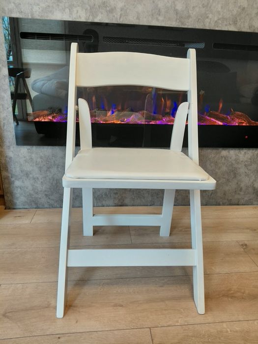 Сгъваем стол  от масив(дъб) и бяла еко кожа