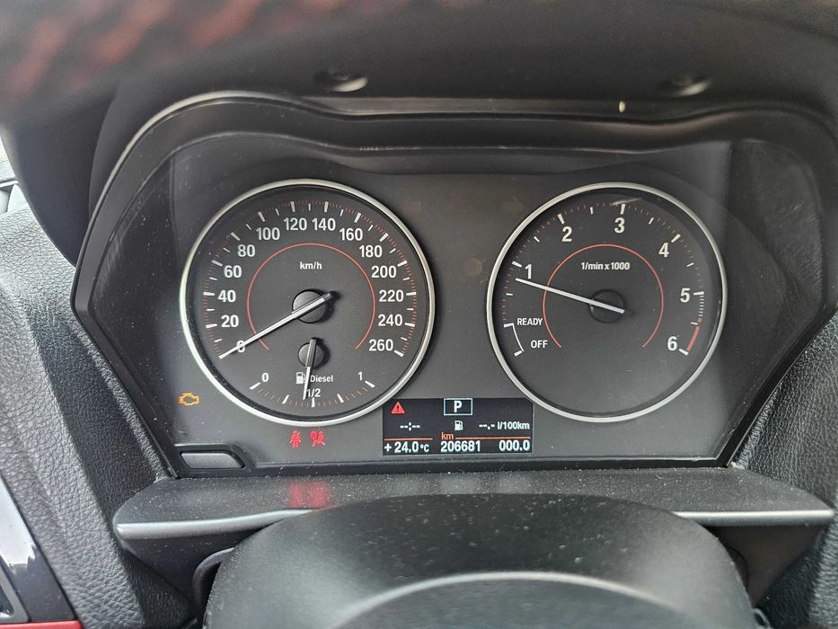 На части БМВ Ф20 118Д 143 коня Спорт / BMW F20 118d 143 HP Sport