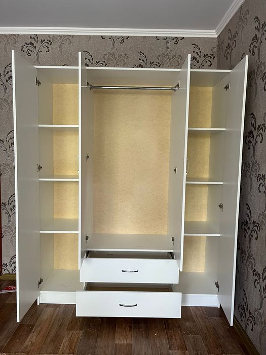 Шкаф шифоньер гардероб