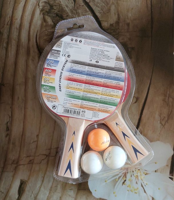 Комплект хилки за тенис на маса с 3 топчета