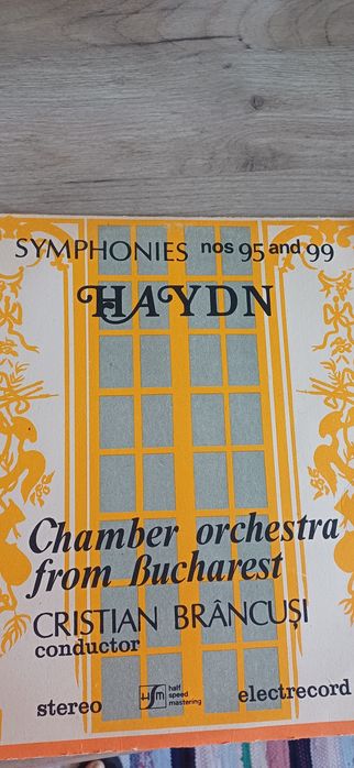 Viniluri muzica ușoară