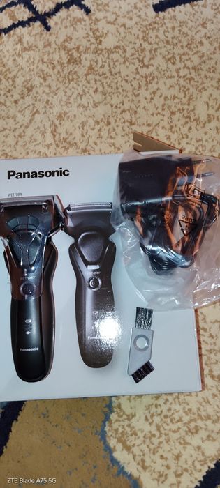 Aparat ras Panasonic nou   pt bărbierit umed + uscat nou garanție