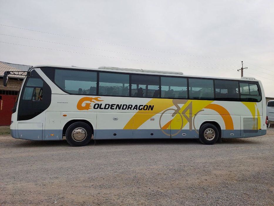 Продаётся автобус GOLDENDRAGON 2012