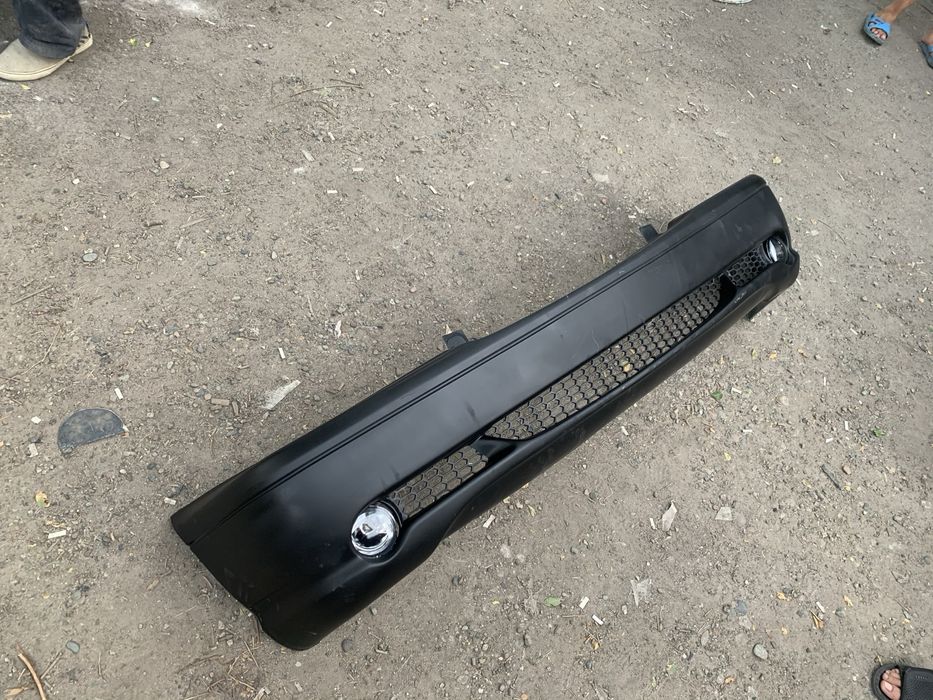 Бампер на мерседес 202 w202
