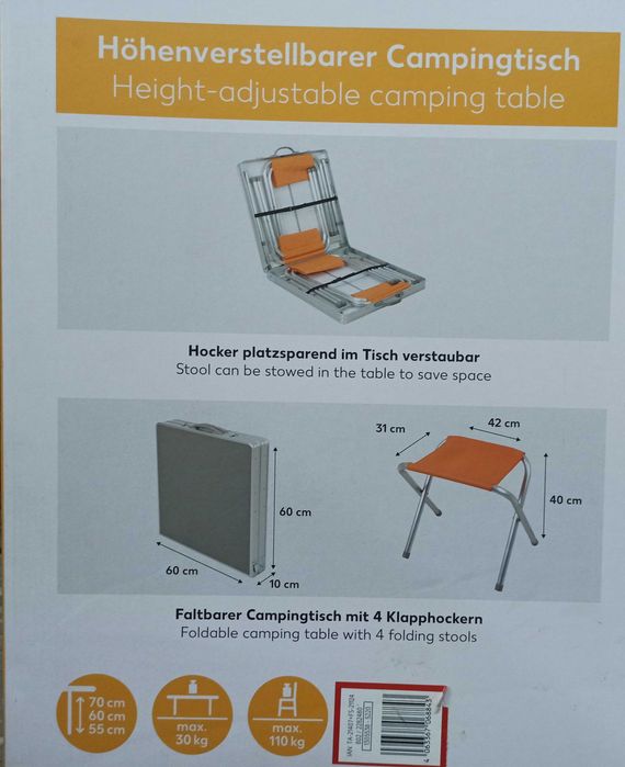 Set mobilier pliabil pentru camping.