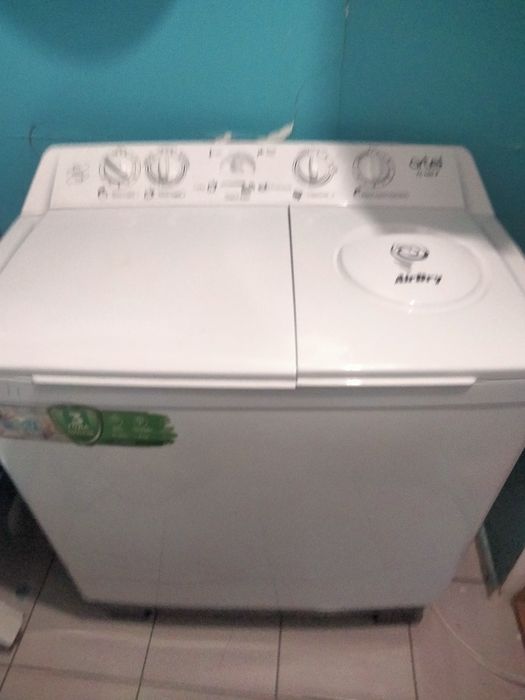 Продам стиральную машинку