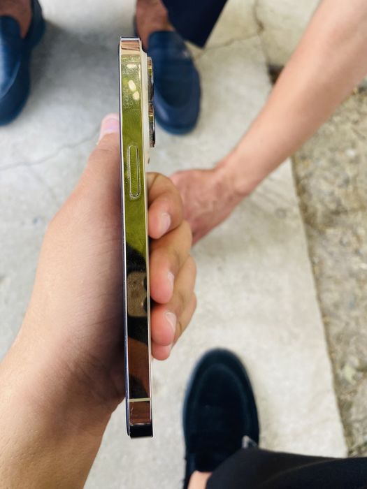 Iphone14pro sotiladi siroshna