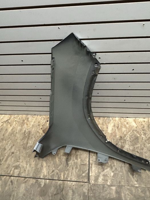 Aripa bmw X1 U11 stanga 2023-2025