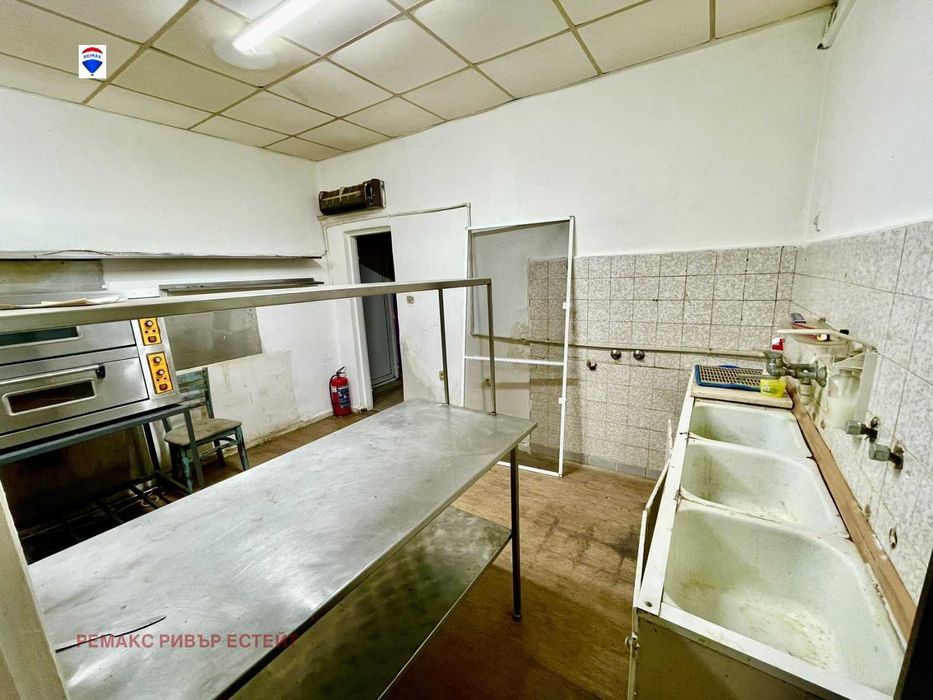 Продава се Заведение в Русе, Ялта - 120 кв.м за 988 €/кв.м - Снимка #9