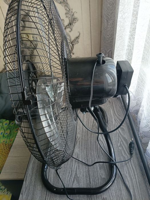 Вентилятор настольный