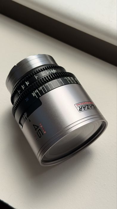 Obiectiv anamorphic 1.5X BLAZAR 45 mm T2.0 pentru Canon EF full frame / PL mount
