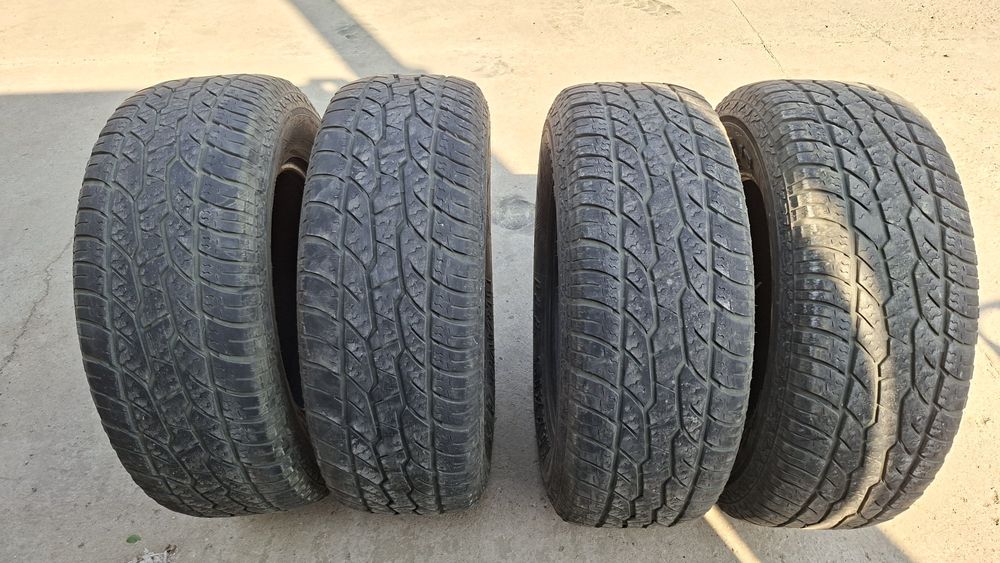 Продам шины Maxxis Bravo A/T 265/65 R17