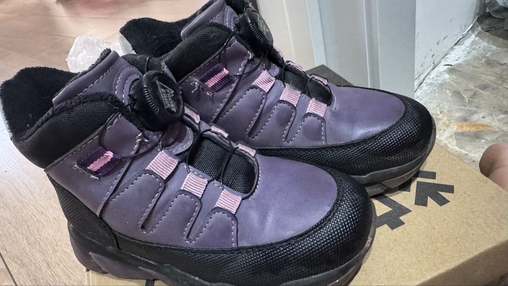 Зимние ботинки на девочку