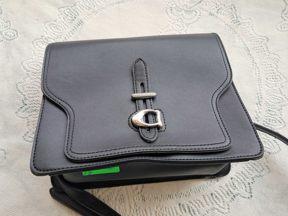 Кожено яке и дамски чанти