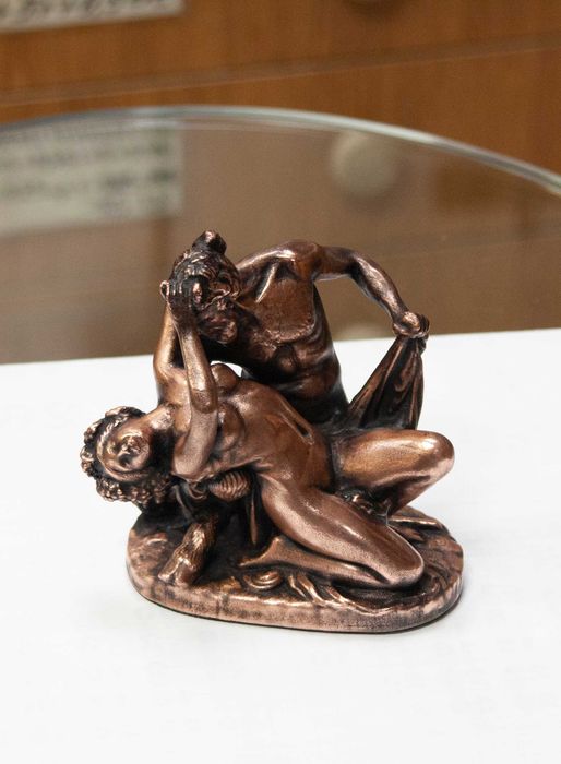 Статуетка , сувенир -"Satyre and Bacchante". Медна галванопластика