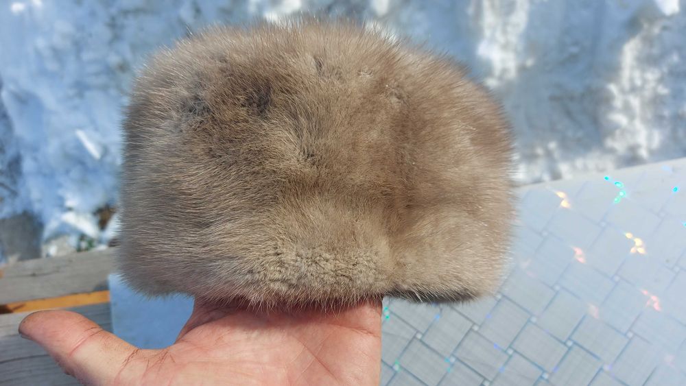 Шапка норковая продам