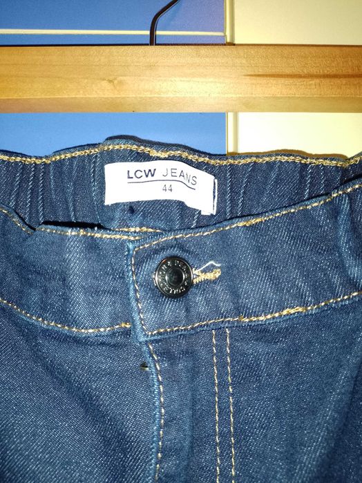 Чисто нови дънки от H&M и LC Waikiki. Цена по  10лв