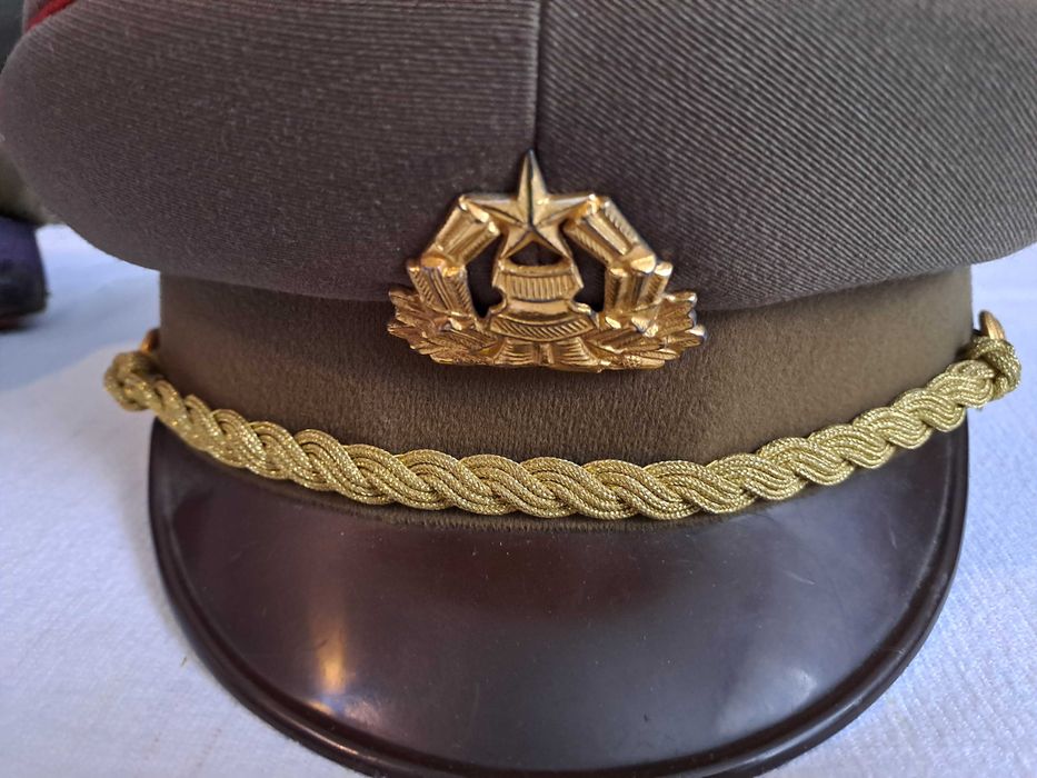 cascheta militara veche