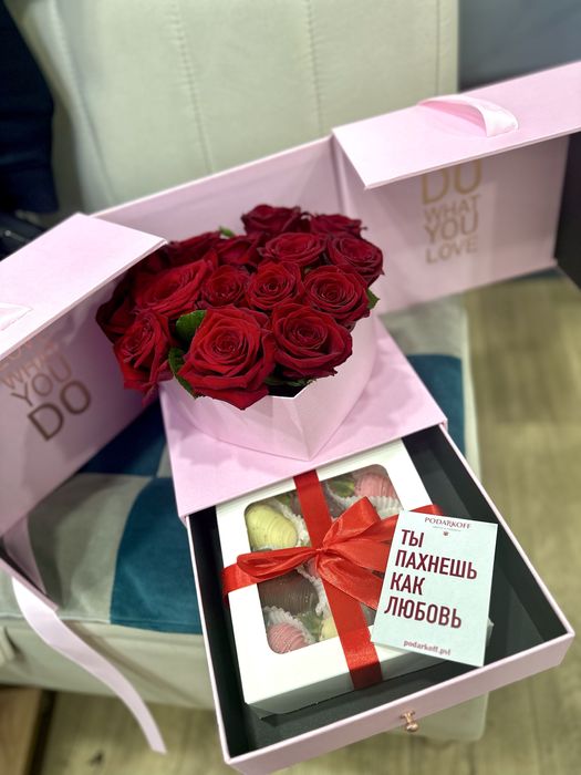 Продам букет в красивой коробке, дарили на 14 февраля