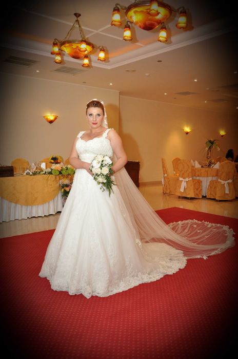 Vand Rochie de mireasa Bien Savvy