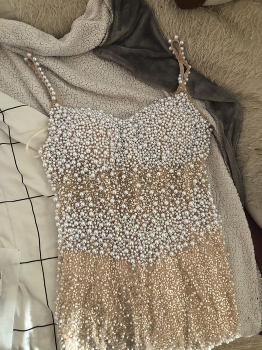 Официална рокля с перли