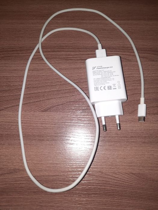 Vivo v21e 2022 идеальное состояние б/у