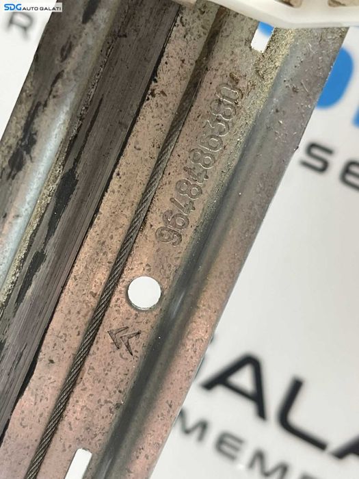 Macara Electrica Geam de pe Usa Portiera Dreapta Fata Citroen C5 2004 - 2008 Cod 9648486380