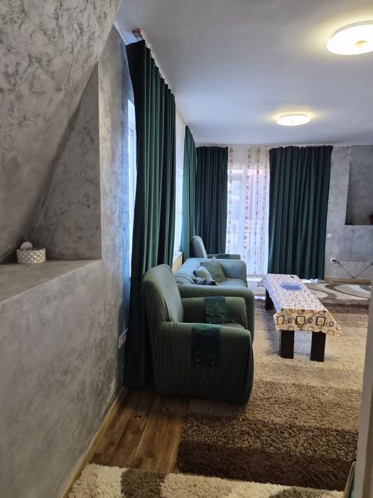 Inchiriez apartament pt Untold