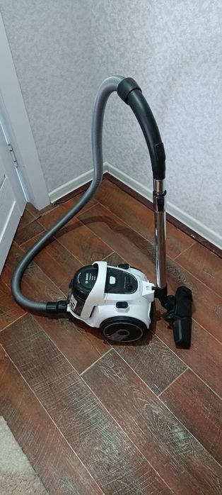 Продам пылесос Bosch