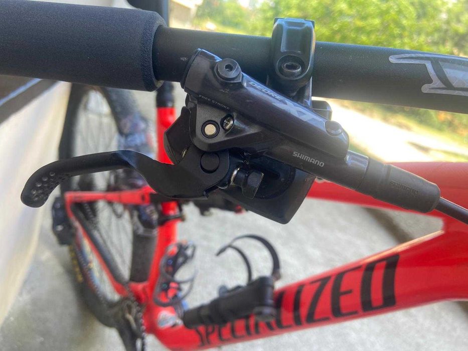 Спирачки Shimano XT BR-M8100